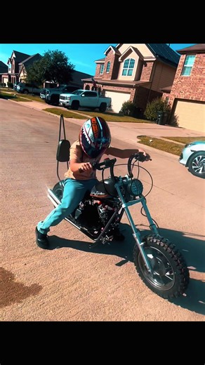 Mini Chopper Build: Dads Supporting Dads and Dudes Helping Dudes