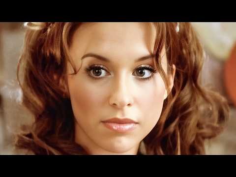 Lacey Chabert's Stunning Transformation Has Heads Turning