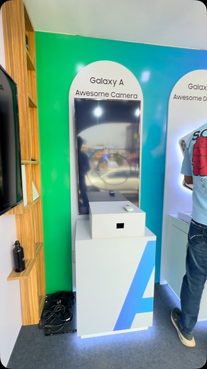 Samsung campaign Day It’s here to showcase the latest Samsung phones and highlight their amazing features. With stunning design, powerful performance Come visit us and be a part of this exciting tech experience. 📱✨ Samsung Galaxy A36 5G & Samsung Galaxy A56 5G #hellotronic #hellotronicmobilestore #Gandhichoraha #Samsung #SamsungIndia #PromotionalVan #SamsungShowroom #TechOnWheels #GalaxySeries #FutureIsHere #MobileInnovation #SamsungExperience | Vikram Gurjar