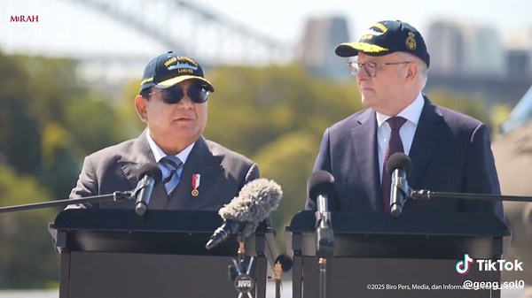 pernyataan pers presiden Prabowo dengan PM Albanese di kapal HMAS Canberra, 12 November 2025