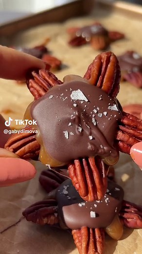 Vegan Pecan Turtles Recipe