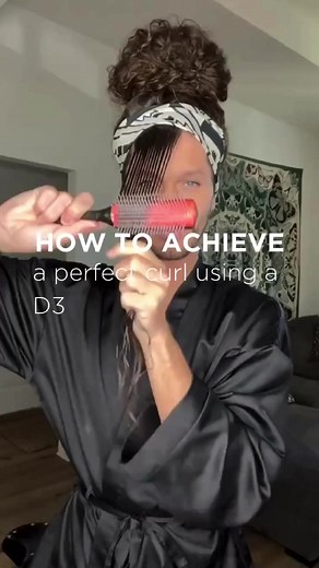 23K views · 127 reactions | @jonathankmonroe achieving the most beautiful curl with a vegan-friendly D3 ❤️#DenmanBrush #HairGoals #DenmanVeganFriendly | Denman Brush | Facebook