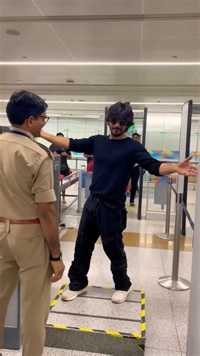 Baadshah O Baadshah | Shahrukh Khan Stage Program | Shahrukh Khan Ka Function Video #shortsfeed