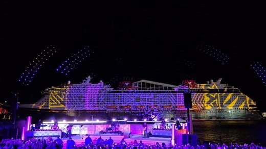 An awesome drone show celebrated the christening of the Disney Destiny, the newest ship in the Disney Cruise Line fleet. #disneydestiny #Disney #droneshow | On The Red Carpet