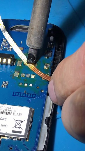Pcb sim conector Replacement #soldering #microsoldering #solderingtip #repair #repairman #datarecovery #data #iphonex #iphonexs #cpu #microsoldering #imfix #imfixing #imfixit #repair #repairman #nand #rebal #repairphone #fix #imfiit