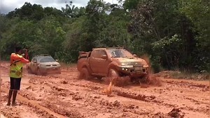 REPROGRAMAÇÃO NÃO É TUDO IGUAL! Mais um caso que substituímos a reprogramação de uma empresa concorrente pela nossa, neste caso para uso severo em trilhas. O resultado? Voces podem conferir no vídeo: Mitsubishi L200 Triton 3.2L do @laudson_lima_goncalves com nosso remap STAGE RALLY (ganhos de até 70cv sobre os 180cv originais) Serviço realizado por nossa franquia de Boa Vista-RR (Sigam no instagram @strikebrasilboavista) | Strike Brasil