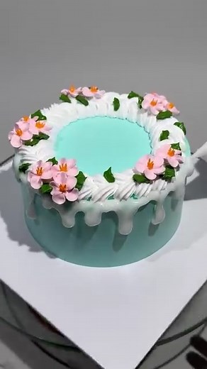 Stunning Cake Decorating Tutorials | So Easy