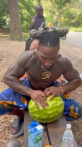 3.1M views · 35K reactions | How to open a watermelon without equipment. | br0lygainz | Facebook