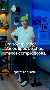 O modo IA do aspirador Bespoke AI Jet Lite da #Samsung permite-te aspirar sem preocupações! Otimiza detetando o tipo de pavimento de forma automática, poupando tempo e simplificando o que antes parecia demorar uma eternidade. 😎 #AIHome #BespokeAI #SmartThings | Samsung
