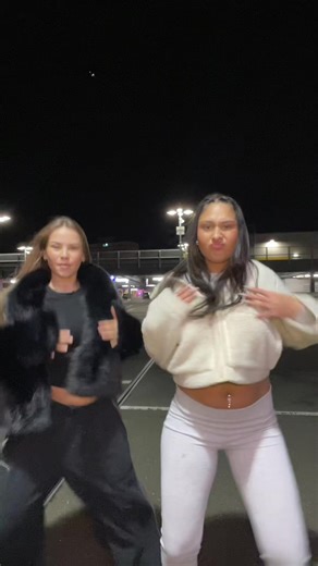 Exciting Dance Challenge with Amelie AMS
