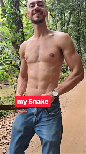 Anaconda in jeans