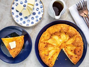 Fluffy Oven Pancake with Pears
