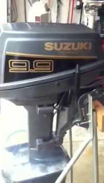9.9 hp Suzuki outboard motor model DT9.9C demo