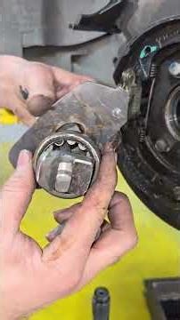 Ford Taurus rear wheel axle bearing replacement guide #automotive #diy #usa #mechanic #trick
