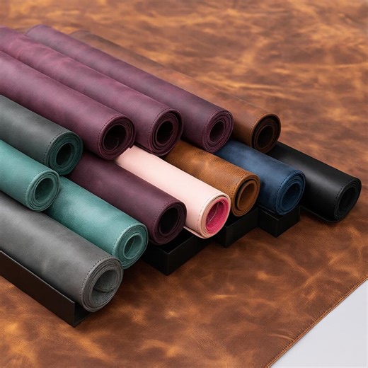 Luxurious Full-grain Leather Desk Pad for Office & Gaming: TORONATA Handmade Personalized Deskmat - Etsy