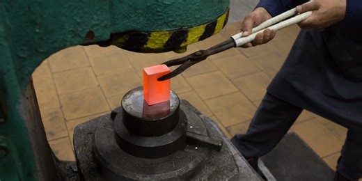 Platinum Jumps on Inflation Concerns, Propelled by Broader Rally