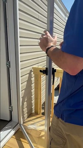 How to Adjust a Metal Storm Door on a Manufactured Home #manufacturedhomes #modularhomes #diy