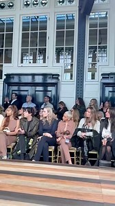 Martina les enseña el desfile de la Semana de la Moda en Nueva York | Mi Viaje A Nueva York