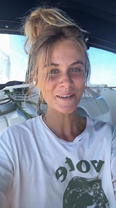 Day 19 of sailing the Pacific Ocean alone with my cat! | Lauren Landers