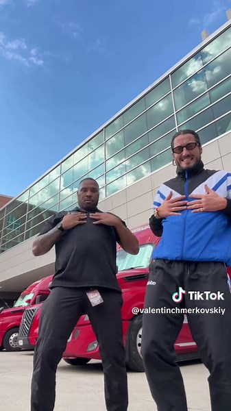 when your security move better than you do @Renardo | Security Guard