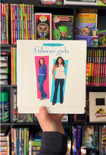 Gilmore Girls DVD Box Set: Nostalgia for 2000s Sitcoms