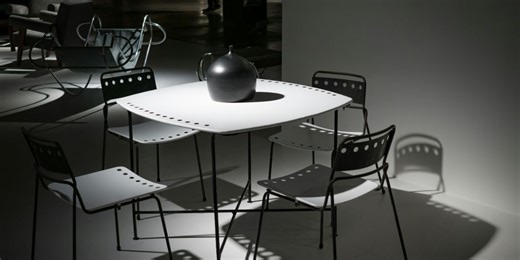 Oxytocin Nasal Spray Could Reduce Loneliness in Group Therapy | Neuroscience