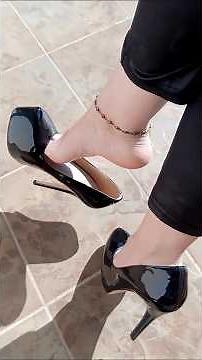 Sitting in Stiletto Heels Pumps - #shoes #tryon #heels #highheelslover #highheels #styling #fashion