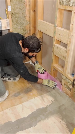 Bathtub self leveling tips #selfleveling #bathroomremodel #diy | bathtub