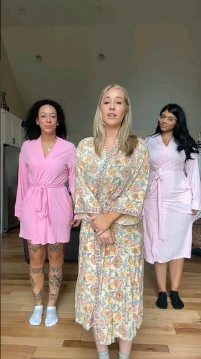 Wheels on the bus - clapping cheeks