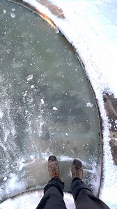 Frozen Pool ASMR | Thep00lguy