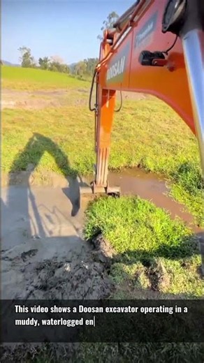 Doosan Excavator Tackles Muddy Terrain for Drainage and Earthmoving Operations !! #innovation