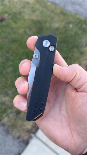 The button lock Iridium is sick! #shorts #youtubeshorts #kershawiridium