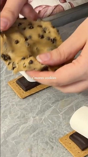 How To Make Gooey S’mores Cookies 🍪🔥