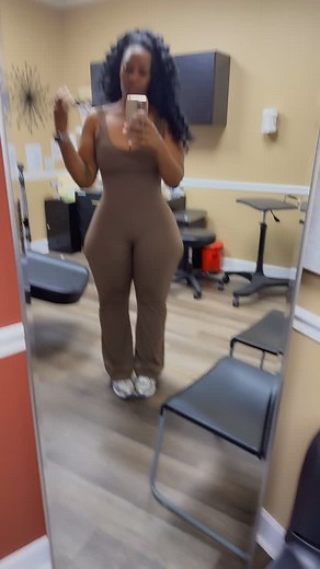 Lipo blaster has been an incredible addition to my fitness journey. I began with two back rolls on each side, but I’ve managed to reduce it to just one weekly injection in these targeted areas. I’m proud of my progress 💪🏾💪🏾 @medicodiagnosticsllc lipo blaster injections include L CARNTINE METHIONINE INOSITOL CHOLINE B12 B6 NADH | Nicole Lee