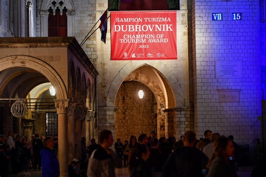 Danas u Dubrovniku počinju Dani hrvatskog turizma: iduća tri dana o revoluciji u industriji turizma, utjecaju AI na putovanja, gastronomiji, nagrade najboljima....