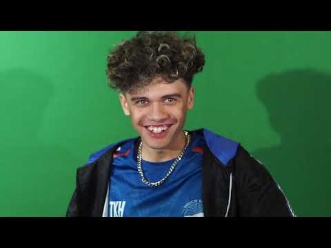 The Alien Sighting! (Bloopers)