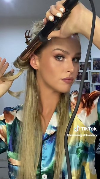 Achieve Perfect Waves with Babyliss Titanium Brilliance 28mm Waving Wand