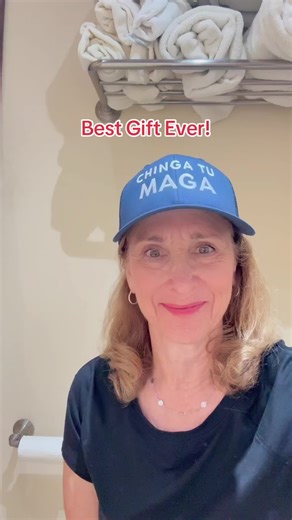 Best GIFT ever, for any occasion. #tp #fdt #kissmy #chingatumaga #fyp @Wes® 2.0