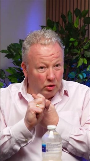 Stop Overloading Your Slides: What’s Essential vs Noise