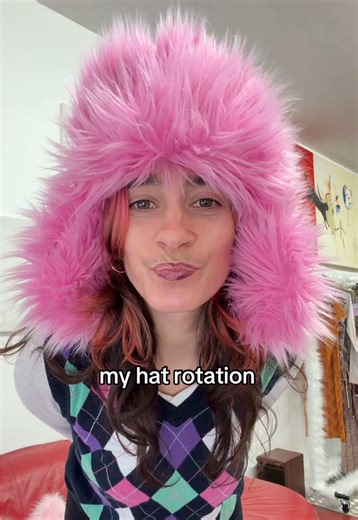 My current hat and headwear rotation! All available at SXC 💋 #hats #fluffyhat #sailorhat #headwear #berlin