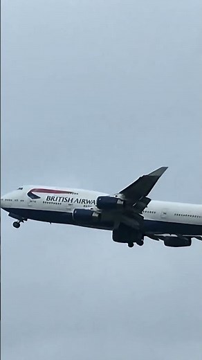British Airways 747 takeoff from London Heathrow