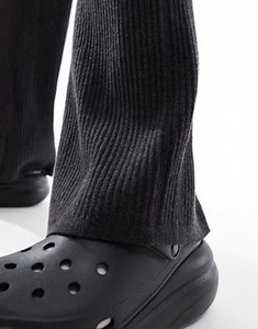 Weekday Darwin loose fit knitted trousers in dark grey melange | ASOS