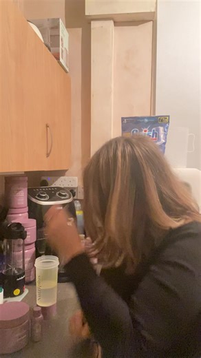 Bedtime cocktail making and my poor wee cat having a coughing fit , no fur ball was produced and thankfully coughing stopped so once I’ve drank my healthy cocktail I’m of to bed , if you have trouble drifting off to sleep then give me a shout xxx