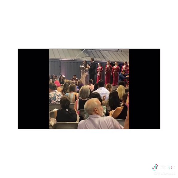 🎵 Make your special day even more memorable with enchanting melodies! I’m here to turn your wedding into a musical fairytale. From heartfelt ballads to energetic dance tunes, I’ll create an atmosphere of love and celebration that you and your guests will cherish forever. Book now and let’s make your wedding a symphony of joy and romance!🎶 #weddinginspiration #weddingsinger #vocalist #singer #franksinatra #deanmartin #bobbydarin #engelberthumperdinck #elvis #crooner #corporateentertainment #noa