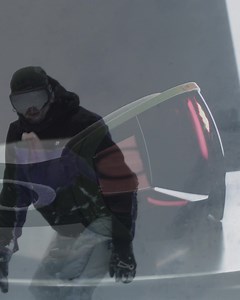 The Oakley Flight Path XL snowboard goggles review - Selected for the 21/22 Whitelines 100 Awards The Flight Path was released last season to rave reviews, an amalgamation of new concepts and tried and tested Oakley tech make it one of the hottest goggles on the market, this is your brand-new widescreen TV for the mountain, and it’s comes equipped with full high-definition capabilities. At its core the Flight Path is a goggle for aggressive alpine riders or those who’d really make the most of th