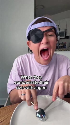 Short fuze i guess 🤷🏻‍♀️ #fyp #foryou #funny | Fan Its.Alexx.B