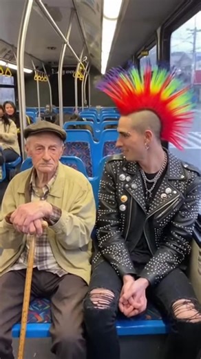 deadpan_shorts (@deadpan_shorts)’s video of ai roasting ai