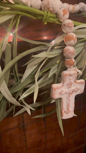 Check out my latest finds from HomeGoods. #homegoodsfinds #decoratingforfall #falldecor #homegoods #theshabbytree | The Shabby Tree