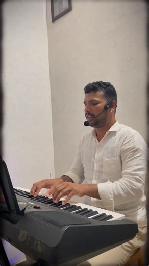 @live.tunes_ on Instagram: "Janam Janam …..song Piano cover 🎶 #trendingsongs #viral #song #explore #trendingreels #foryoupage #bollywood #viralsong #foryou #singer #arijithsingh #dilwale"