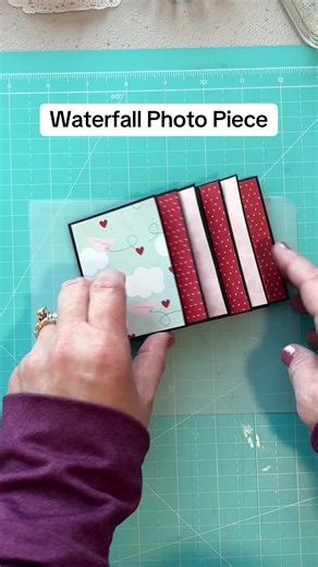 Manual Flip Waterfall Piece for Scrapbook Albums